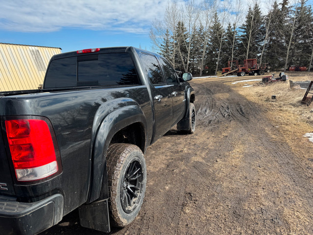 2009 GMC Sierra Denali 1500 in Cars & Trucks in Strathcona County - Image 3