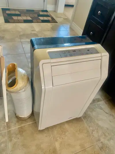 Uberhaus Portable air conditioning 12000 BTU with  vent ki, View more