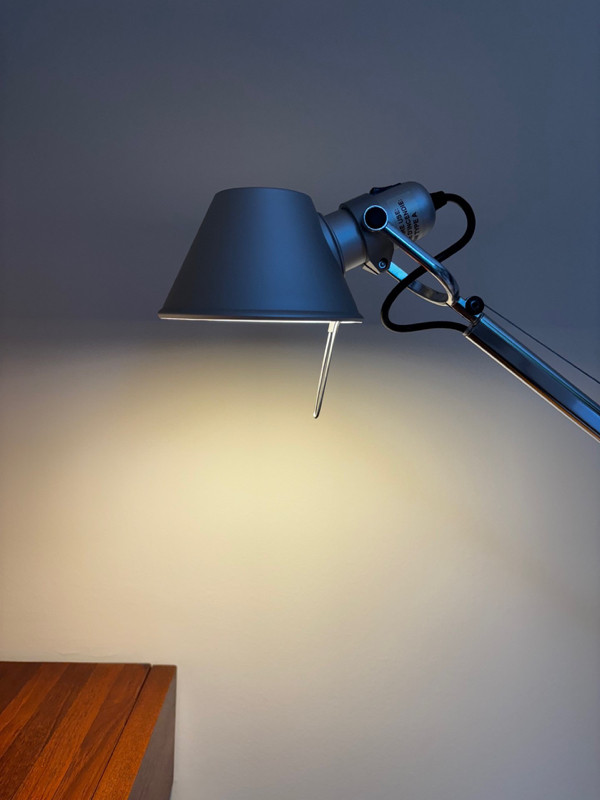 Lampe de sol Tolomeo Artemide dans Éclairage intérieur et plafonniers  à Lévis - Image 3