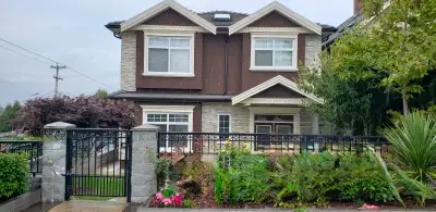 Hello everyone, THE BEDROOM IS AVAILABLE IF THIS AD IS STILL UP We are renting a furnished master be...