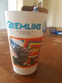 Vintage original 1980s Gremlins Gulf Cup.mint 