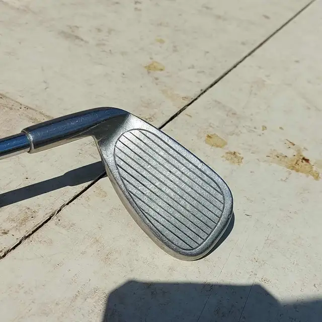 Titleist Accu-Flo 7 Iron (RH) - $27.00 in Golf in Belleville - Image 3