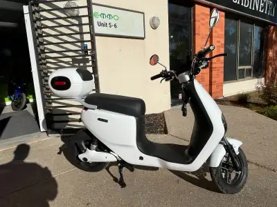 EMMO ADO White |  $450 OFF | Up to 100km, View more