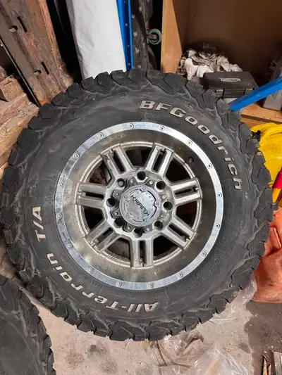 K02 Tires with rims. 8 bolt fits 2012 GMC LT 275/70R18 $1200 OBO