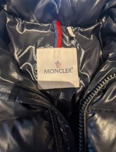 Kids size 4/5 Black Moncler jacket in excellent condition for sale. $400.00 paid $1500.00. Please co...