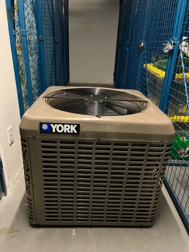 AC Unit York/Bosch (2025) Warranty Remaining