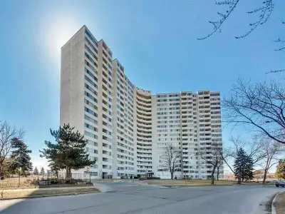 2-Bedroom w/ Balcony & Parking