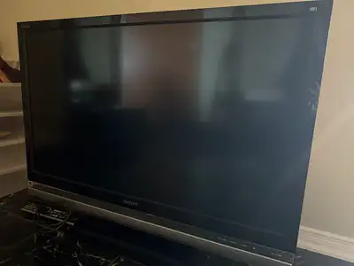 The KDL-40XBR6 is a 40-inch Sony BRAVIA LCD television model that was released in the XBR series, kn...