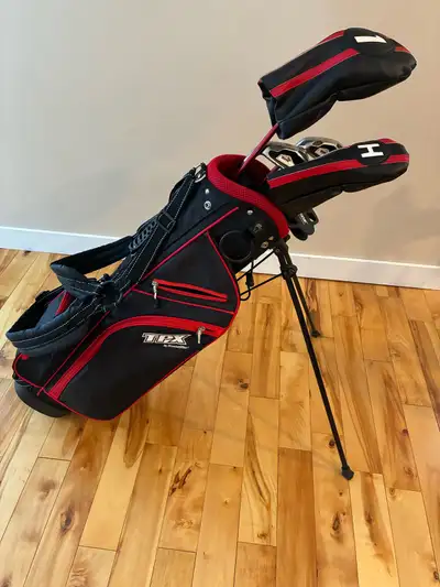 Great junior set of left handed golf clubs, suitable for kids approximately 48-52" tall. Driver is 4...