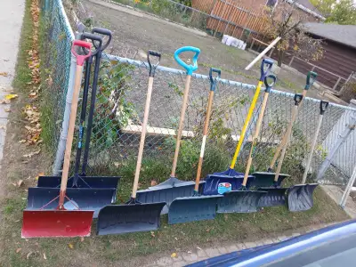 snow shovels, View more