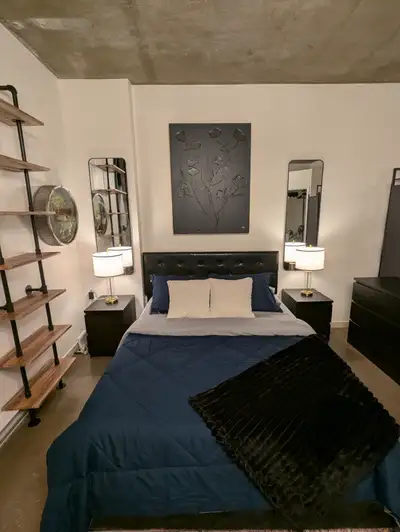 Furnished Industrial Gastown Studio: High Ceilings & Private Ba