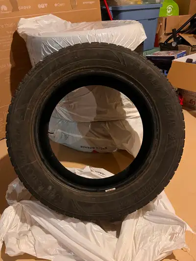 GoodYear Winter Command 235/55 R17 Used 23 seasons, excellent tread. Accepting cash only please