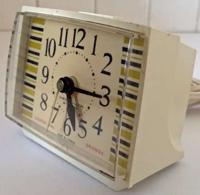 Vintage 1970. Collection. Electric alarm clock WESTCLOX63417636195201124