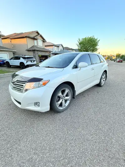 White 2009 Toyota Venza with the legendary 3.5L V6 (2GR-FE) and all-wheel drive — one of Toyota’s mo...