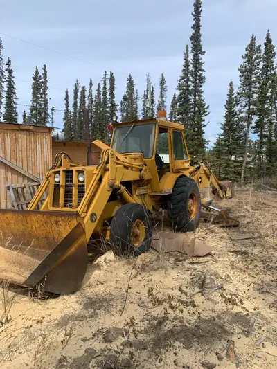 Mechanic special. Selling my backhoe loader with a Detroit diesel engine. It’s from somewhere around...
