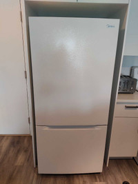 2-month used refrigerator 