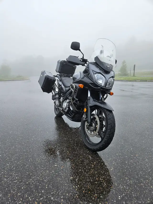 2013 Suzuki V-Strom DL-650 - Great Adventure Touring Bike! in Sport Touring in City of Toronto - Image 4