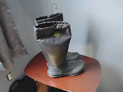 Unisex Forager Tall Muck Boot Size 10, View more