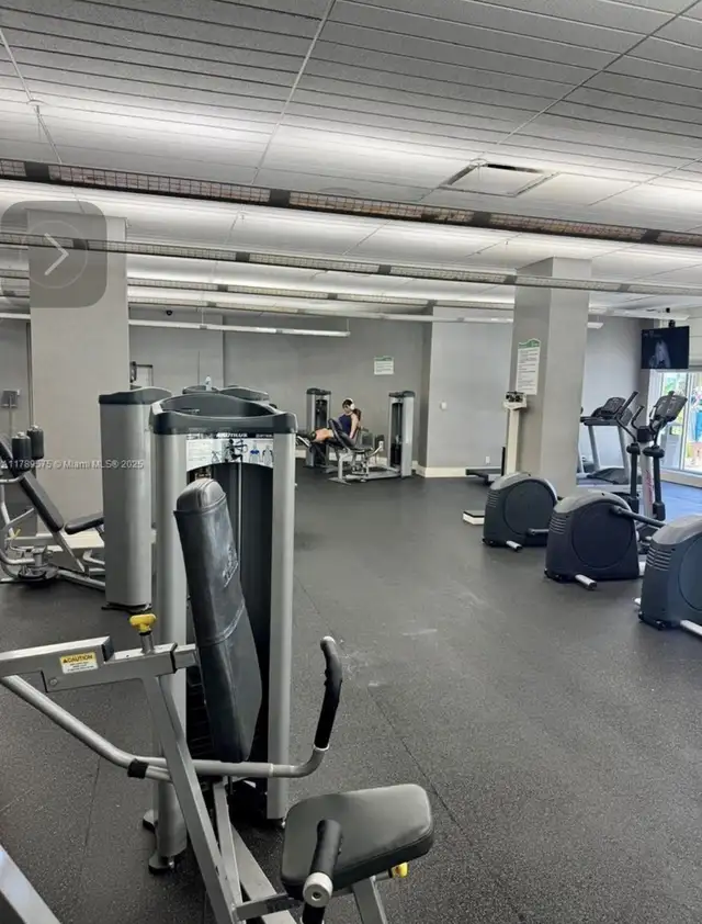 Hollywood/Hallandale Florida Beach Front Condo 2Br in Florida in Canada - Image 9