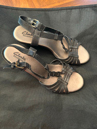 Clarks Bendables Black Wedge Sandal (Size 10)