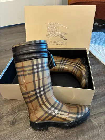 Burberry Boots, View more