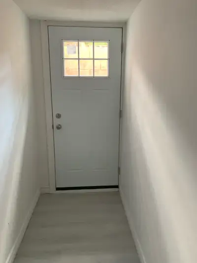 Private Furnished Room for Rent in Scarborough Spacious and bright furnished room available in a cle...