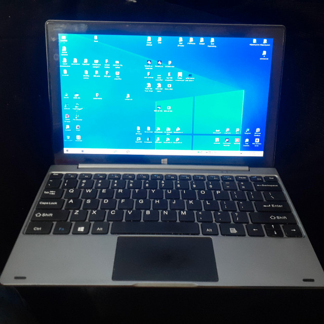 Tablet EasyPad Pro 8 / 11" Screen dans iPad et tablettes  à Laval/Rive Nord