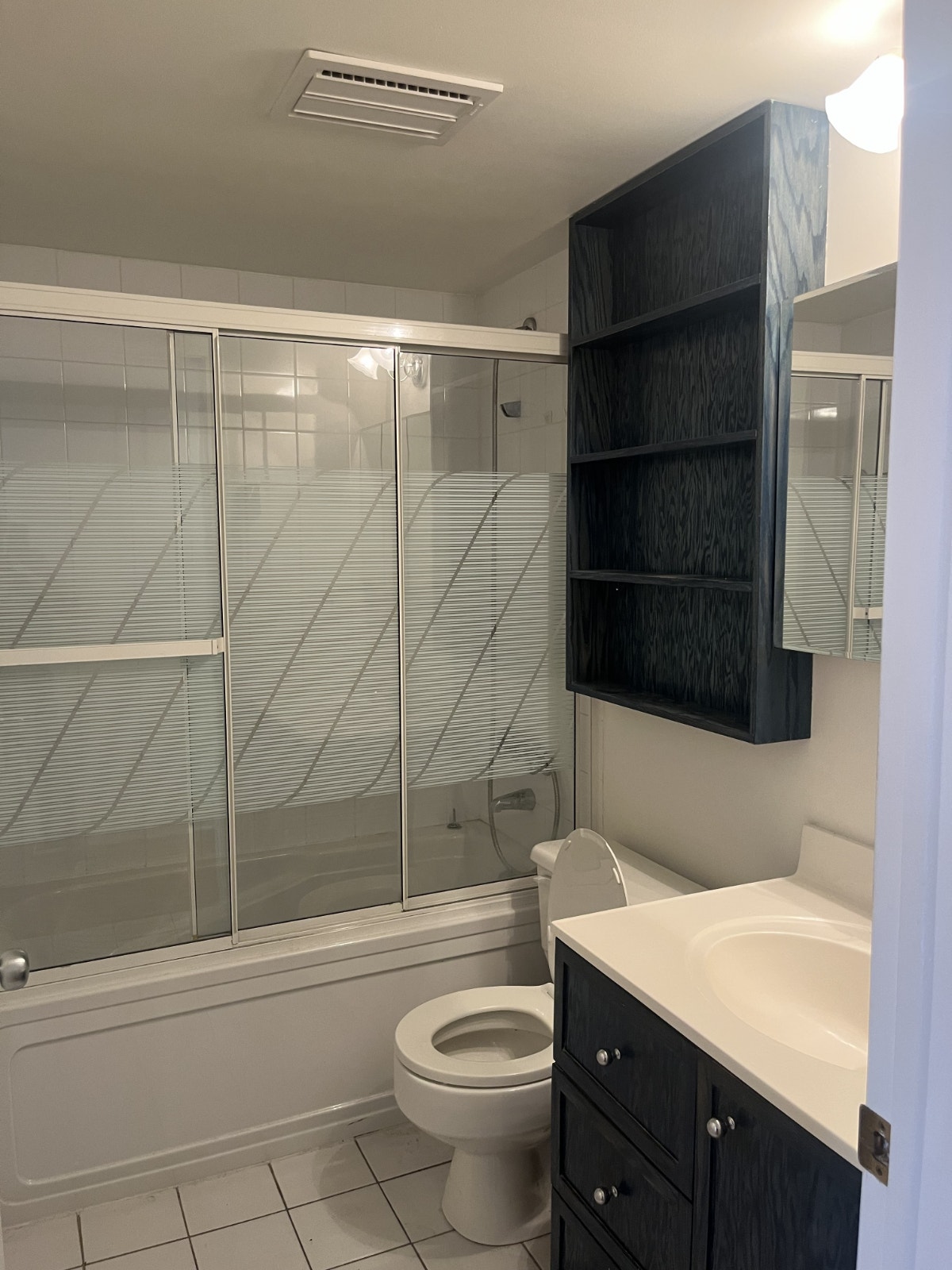 Condo 4 ½ à vendre par la succession, à découvrir! — photo 2