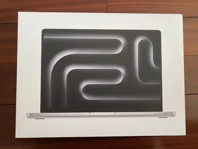Original MacBook Pro 14 Box in Laptop Accessories in Markham / York Region - Image 2