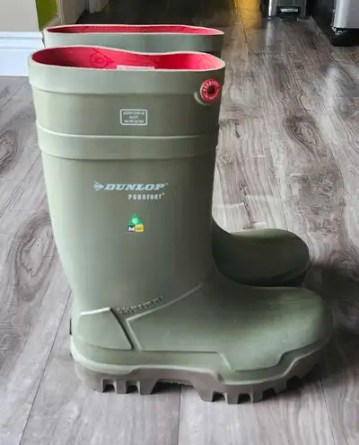 New Steel toe Dunlop Boots , View more
