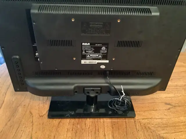 RCA 20" LED TV in TVs in Ottawa - Image 5
