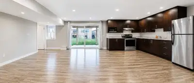 2 Beds 1 Bath - Apartment $1799 PLUS 45% Utilities 100 W Windfields Farm Dr, Oshawa, ON L1L 0R8, Can...