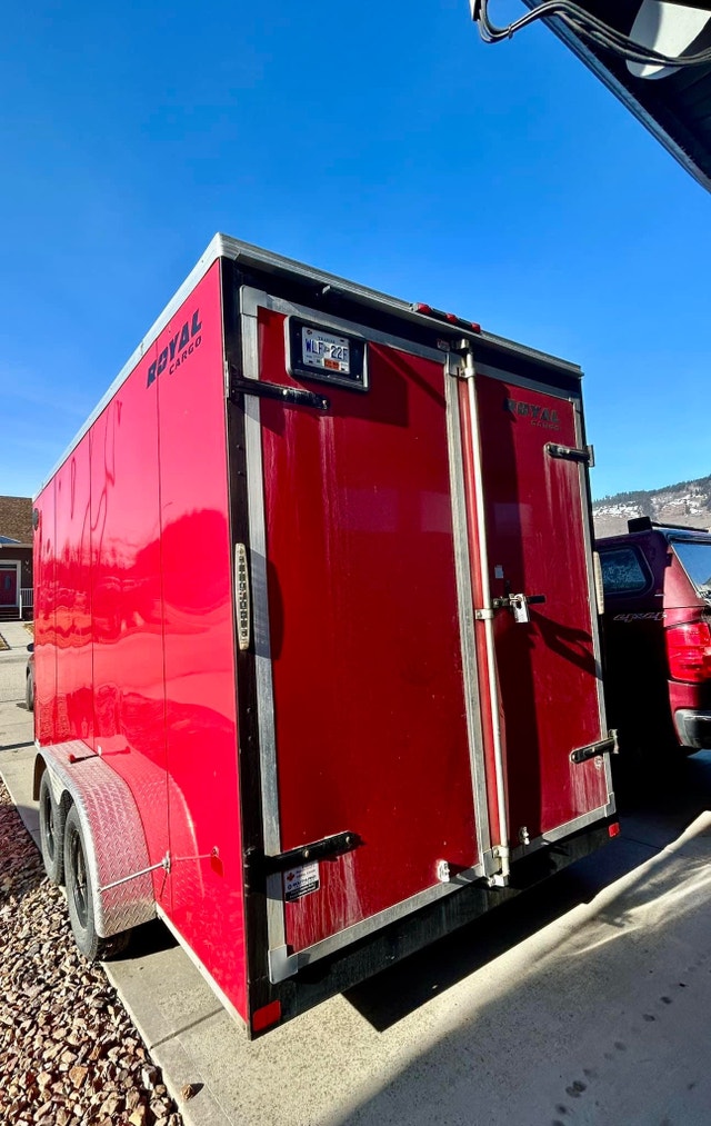 2021 Royal Cargo 7x16feet Enclosed Barn Trailer with dual axle Cargo