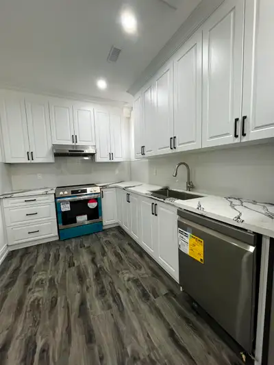 Legal basement WITH SEPERATE ENTRANCE, Located within the luxury Glen Abbey Encore community beside...