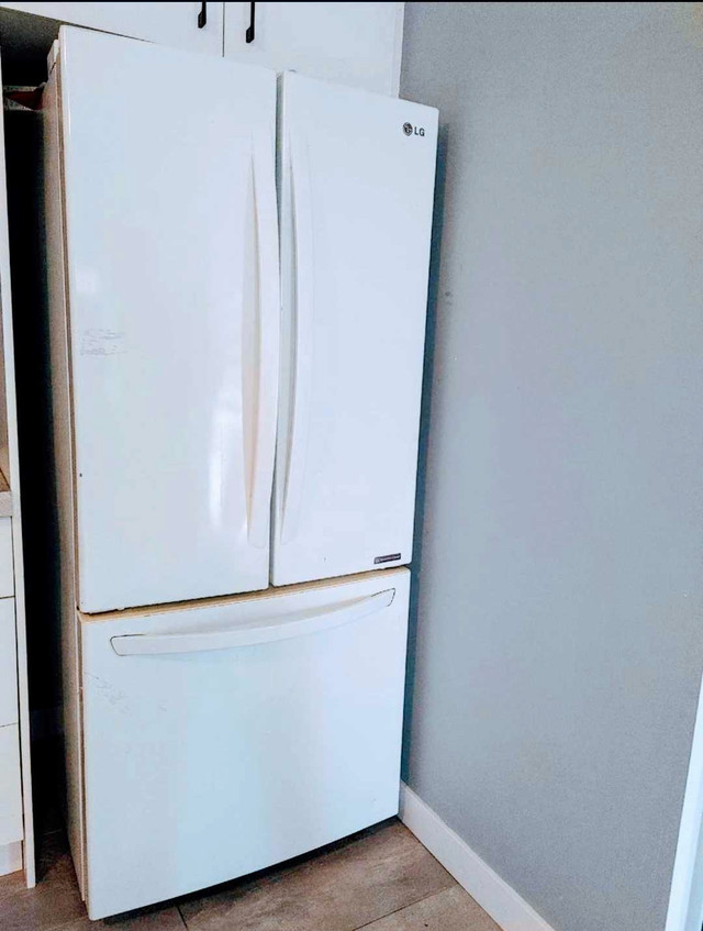 Refrigerateur LG dans Réfrigérateurs  à Ville de Québec