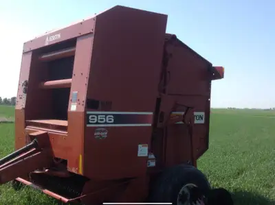 956 Hesston Baler ..Auto tie It does not have net wrapped.. only twine location at Stoughton… If int...