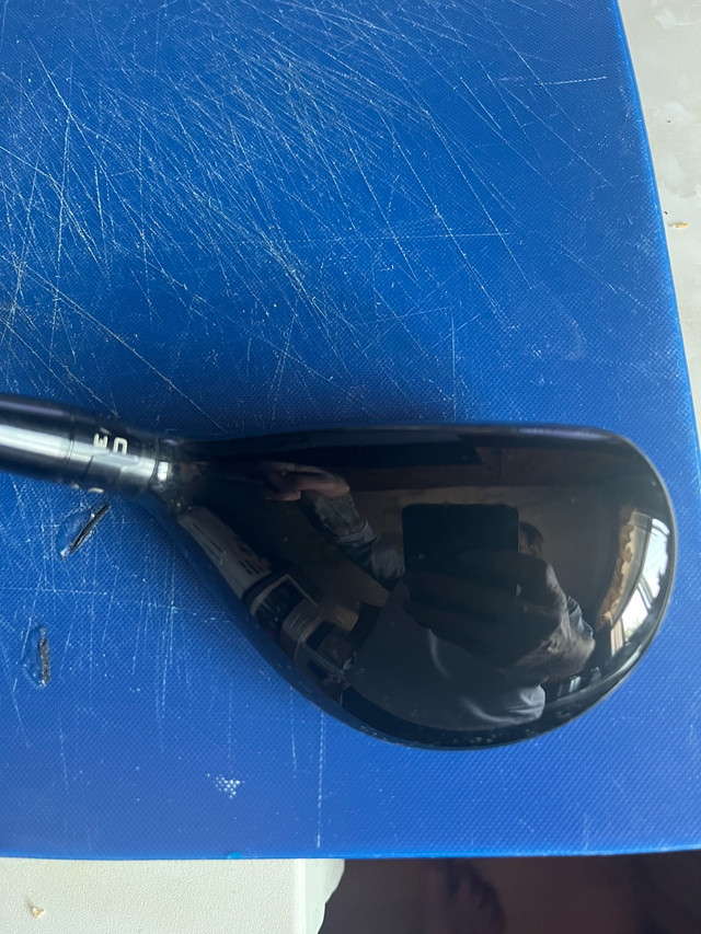titleist TSR2 hybrid in Golf in St. Albert - Image 3