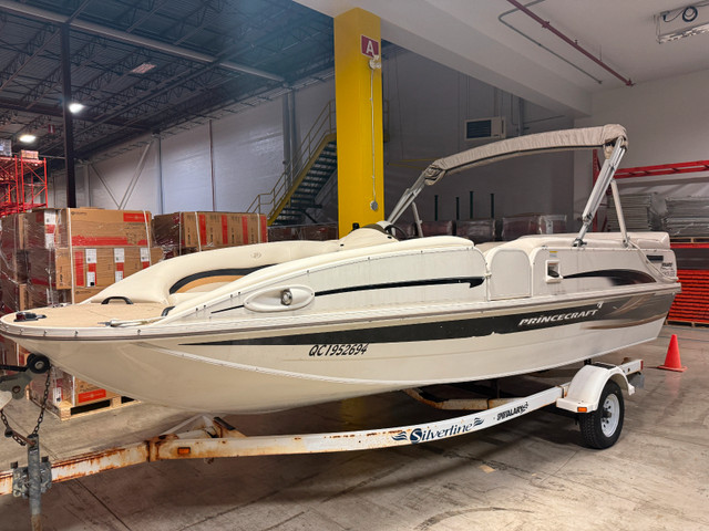 2009 Princecraft Ventura deckboat in Powerboats & Motorboats in Brockville