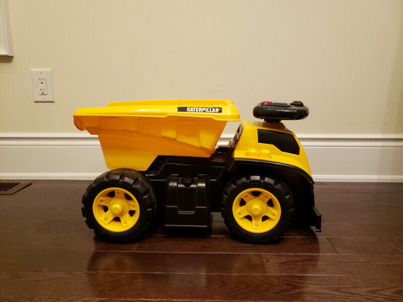Caterpillar 3 in 1 Dump Truck Ride On Toys Games Markham York Region Kijiji Classifieds