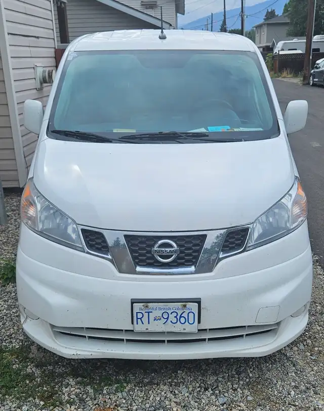 Nisaan NV200