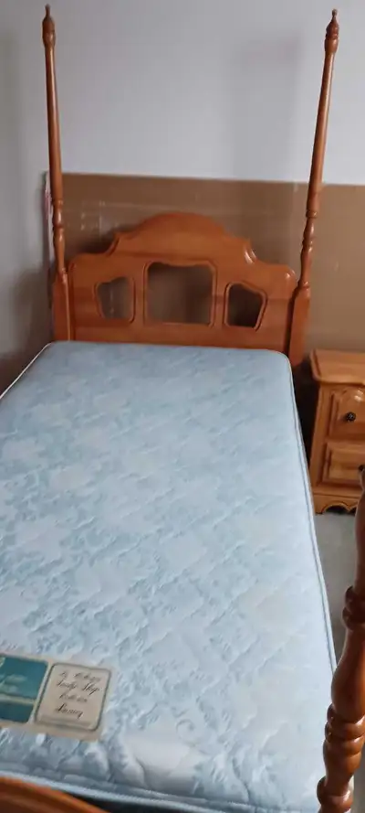 set de chambre en bois derable , View more
