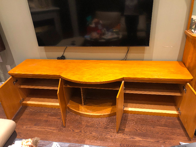 Wooden TV Entertainment Unit $100 in TV Tables & Entertainment Units in Markham / York Region - Image 2