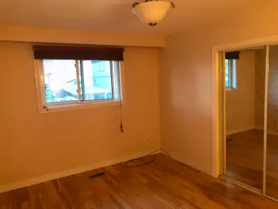 SHARING ROOM FOR RENT IN MALTON MAIN HOUSE-GIRLS ONLY