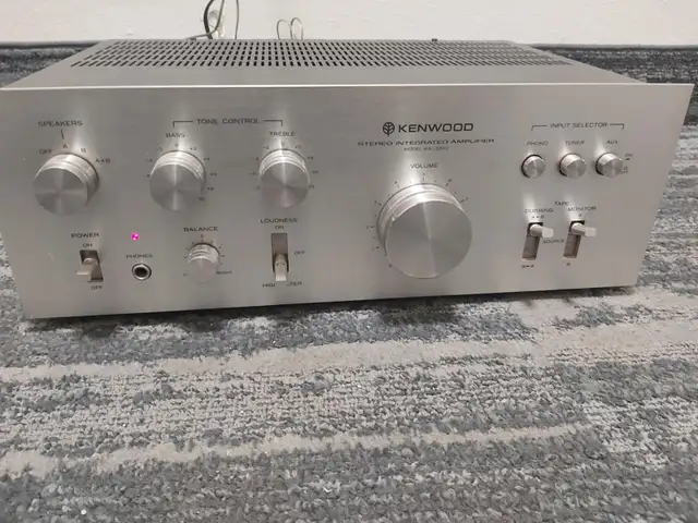 Kenwood KA-3500 Stereo Integrated Amplifier in Stereo Systems & Home Theatre in Kingston - Image 2