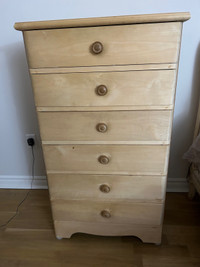 6-drawer natural wood dresser