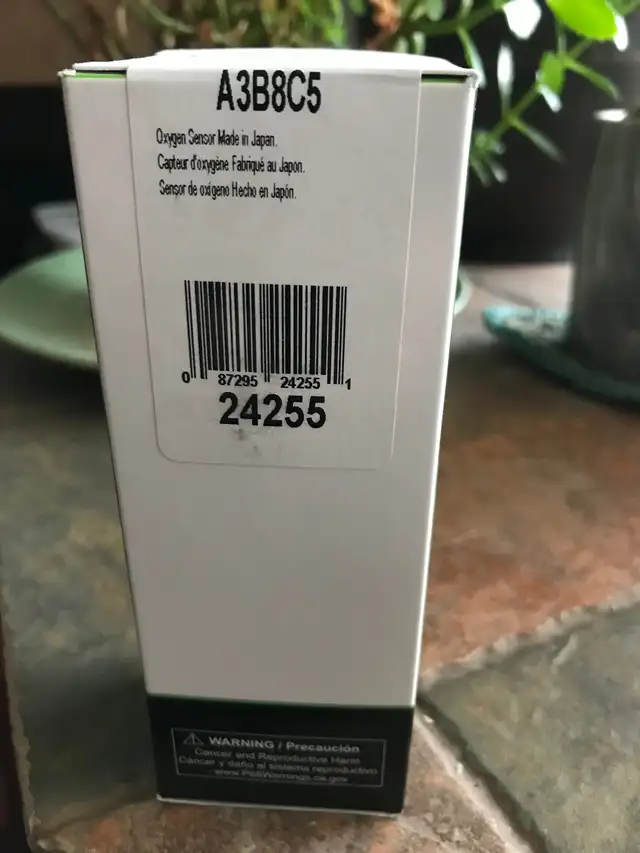 Brand New Sealed NTK 24255 O2 Sensor Honda Acura Saturn Vehicl in Engine & Engine Parts in St. Albert - Image 3