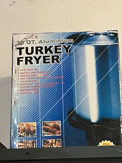 TURKEY FRYER NEVER USED $25