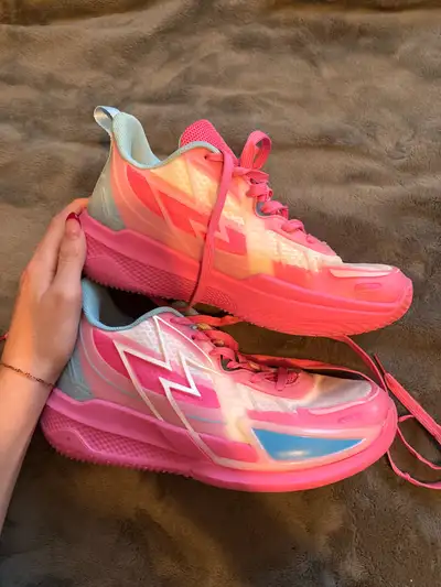Size 38, barely worn