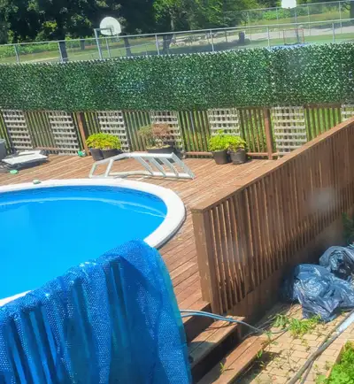 18' Above ground pool. Will be tearing down deck around it. Can time this process with pool pick up....
