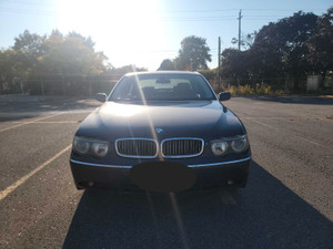 2002 BMW 7 Series